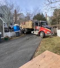 Best Garage Cleanout  in East Bangor, PA